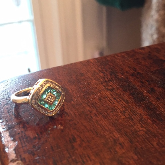 14k Emerald Diamonds - Picture 8 of 10